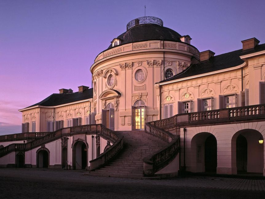 Schloss Solitude am Abend